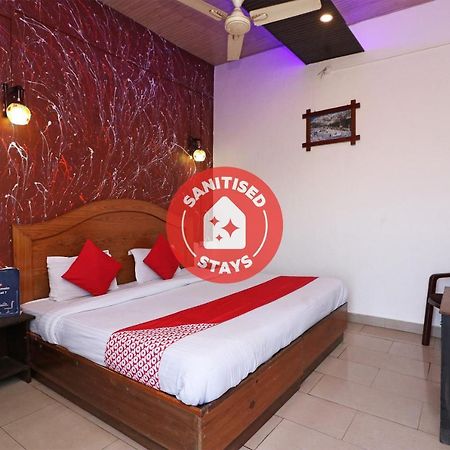 Oyo 75956 Hotel Grand Rourkela Kültér fotó
