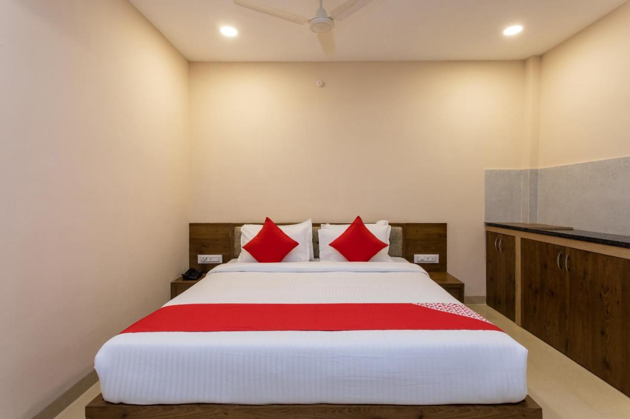 Oyo 75956 Hotel Grand Rourkela Kültér fotó