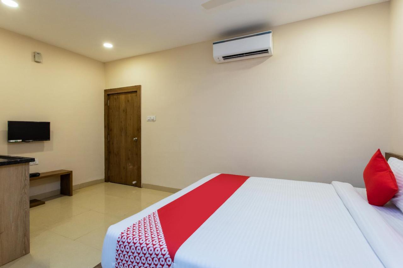 Oyo 75956 Hotel Grand Rourkela Kültér fotó