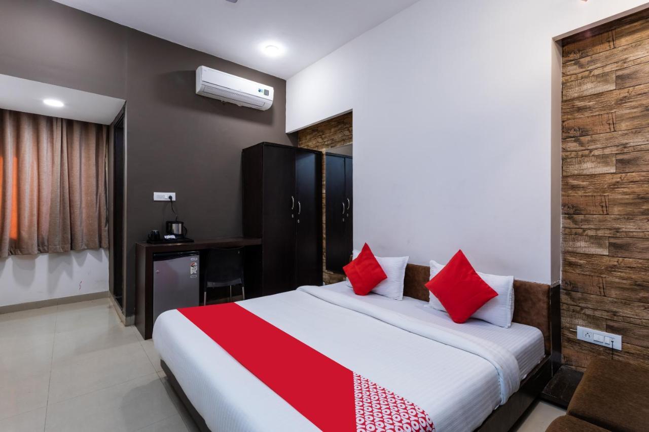 Oyo 75956 Hotel Grand Rourkela Kültér fotó